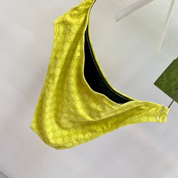 Yellow Gucci swimsuit - Picture 4 of 7